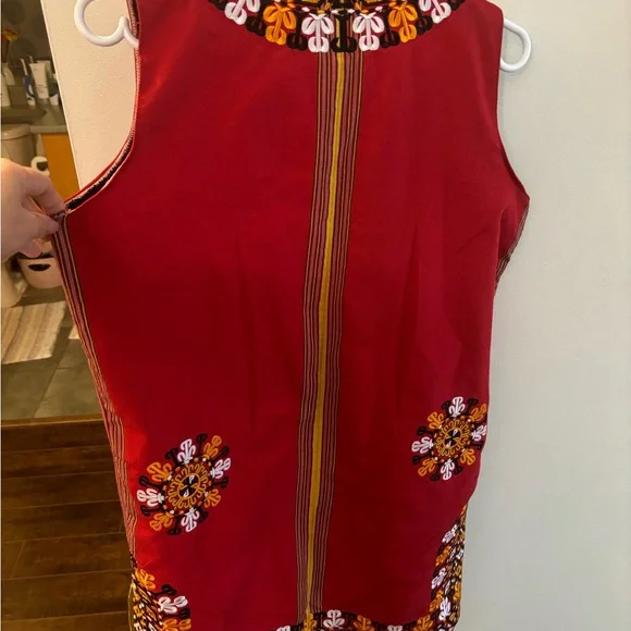 Vest - Picture 3 of 4